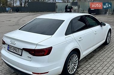 Седан Audi A4 2017 в Львове