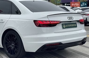 Седан Audi A4 2022 в Києві