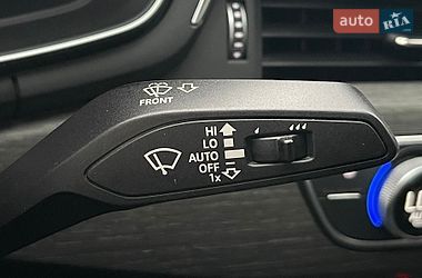 Седан Audi A4 2022 в Києві