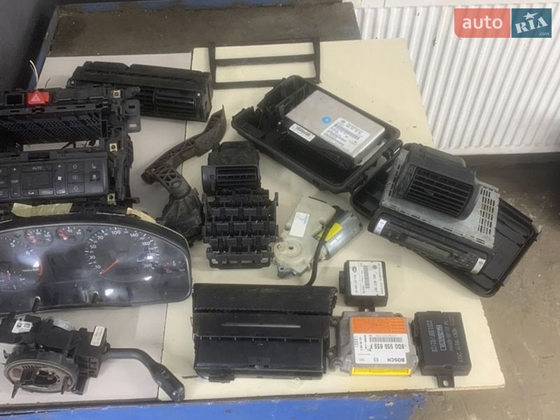 Универсал Audi A4 1998 в Львове