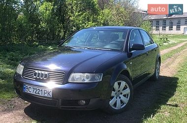 Седан Audi A4 2002 в Глинянах