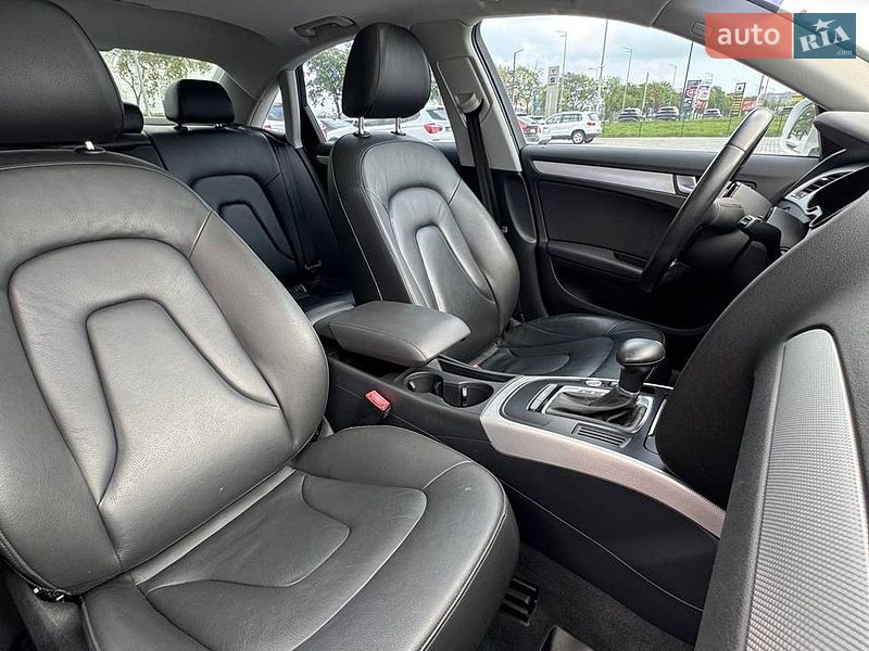 Седан Audi A4 2016 в Киеве