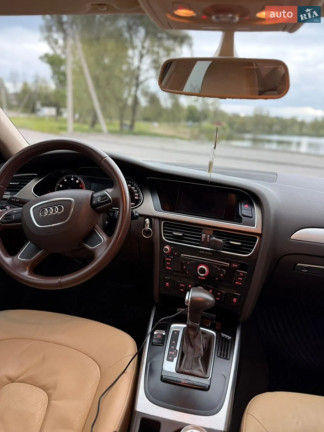 2012 Audi A4 - мініатюра 13