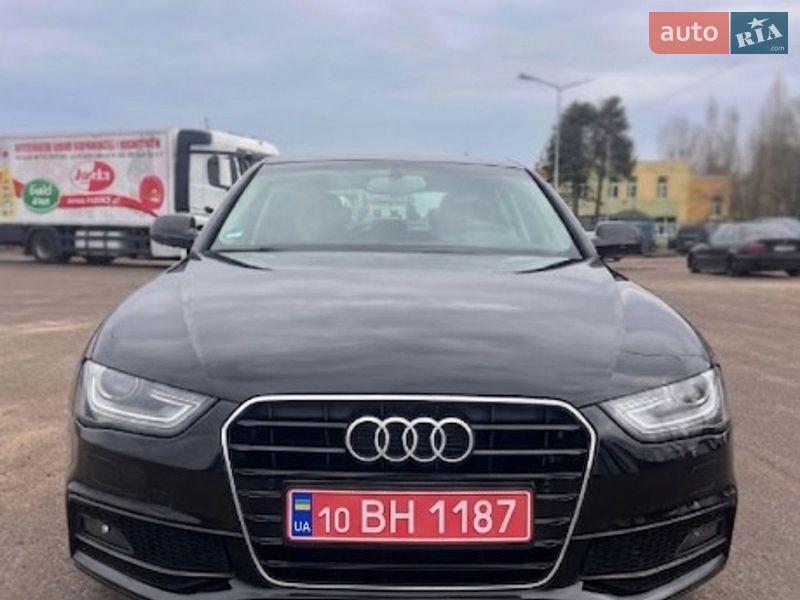 Седан Audi A4 2016 в Львове