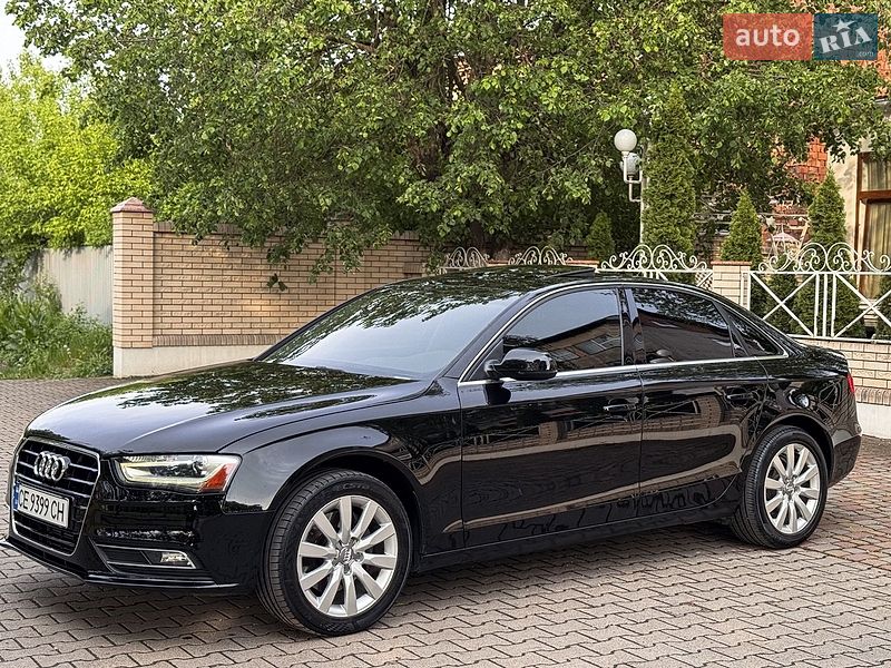 Седан Audi A4 2013 в Черновцах