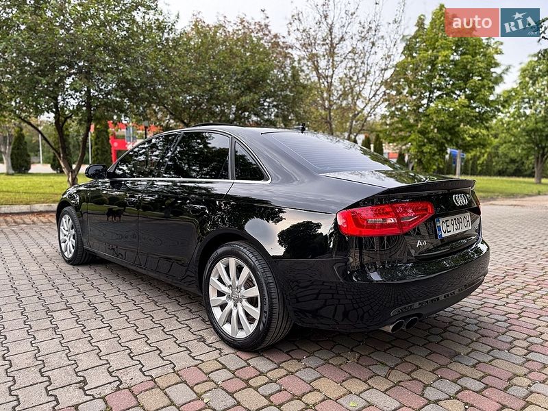 Седан Audi A4 2013 в Черновцах