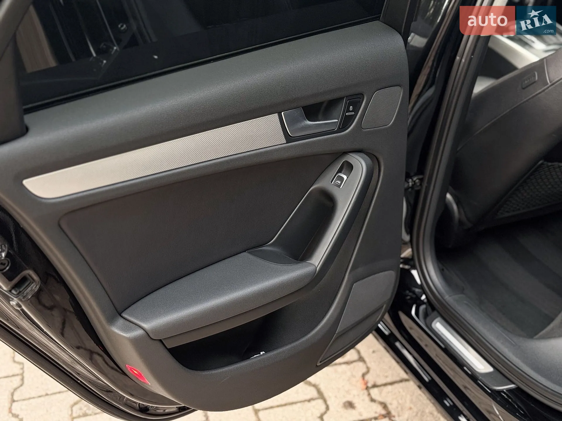 2013 Audi A4 - мініатюра 16