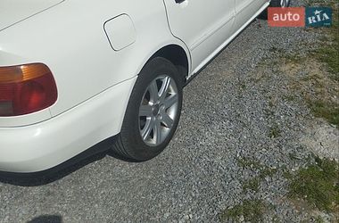 Седан Audi A4 1996 в Рівному