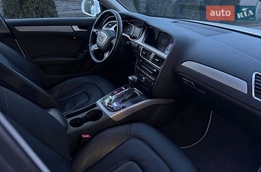 Седан Audi A4 2014 в Львове