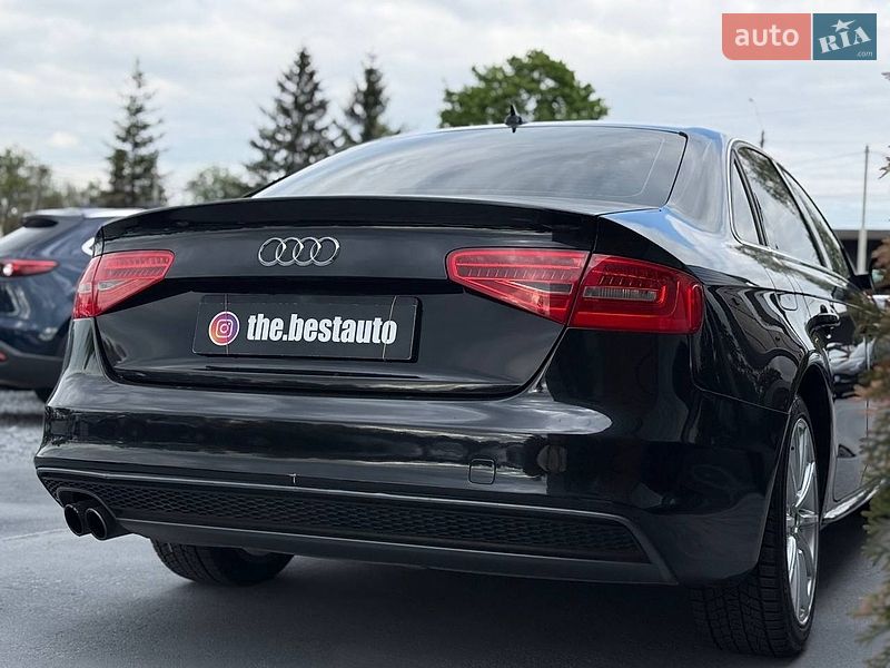 Седан Audi A4 2014 в Рівному