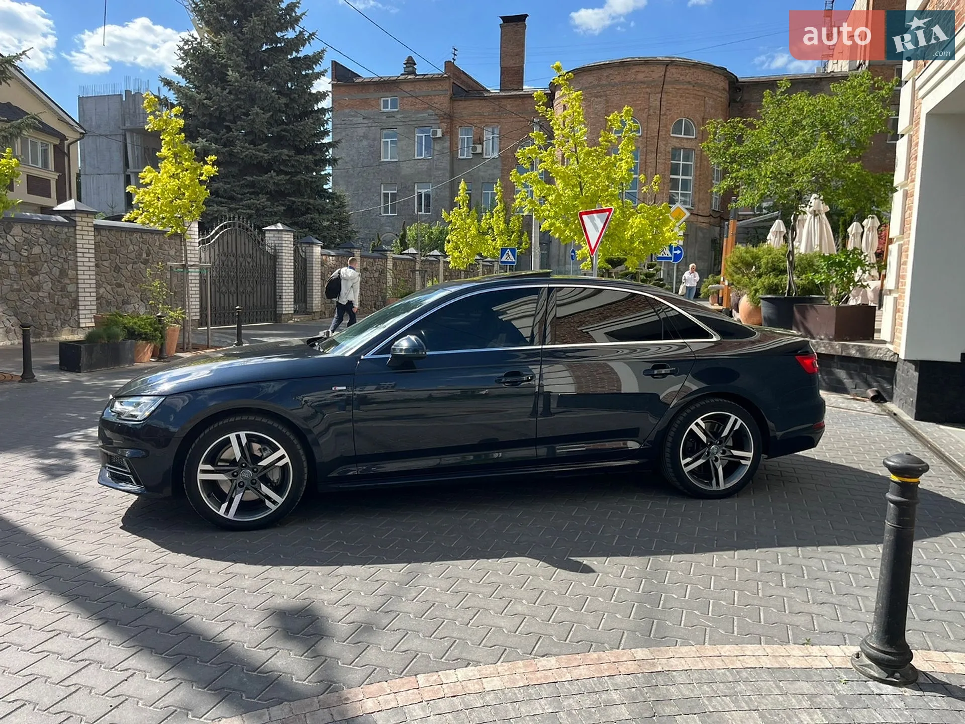 2017 Audi A4 - мініатюра 9