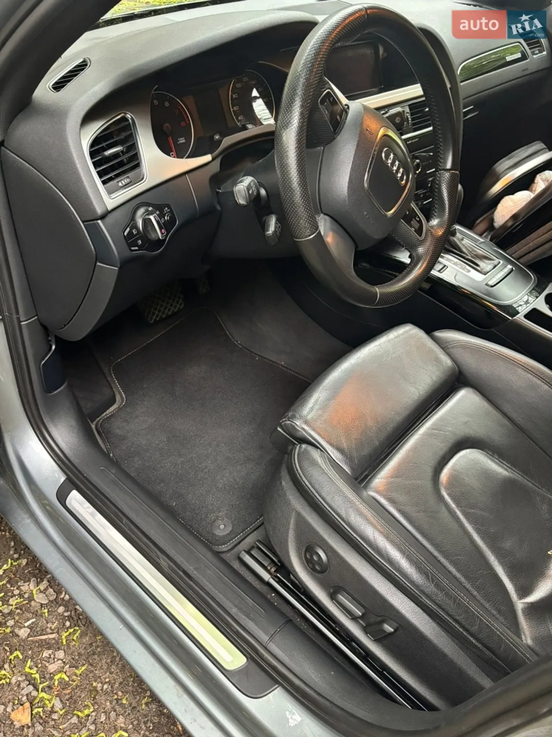 2011 Audi A4 - мініатюра 9