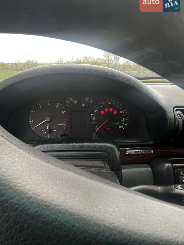 Audi A4 1998