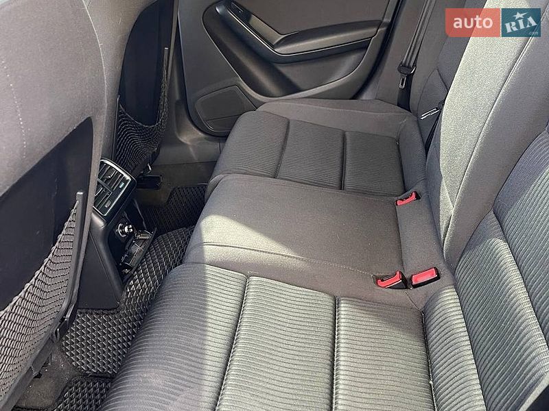 Универсал Audi A4 2010 в Ужгороде