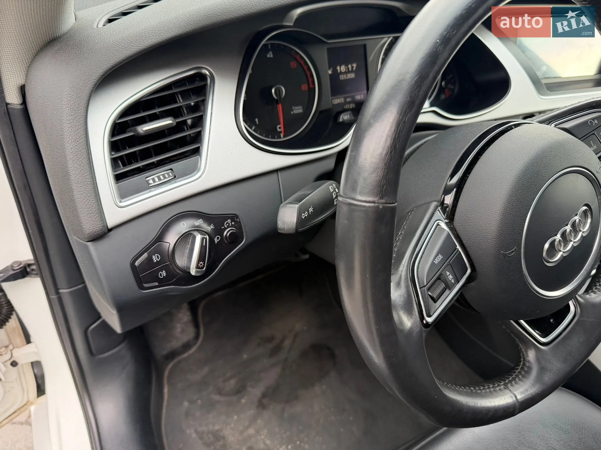 2015 Audi A4 - мініатюра 13