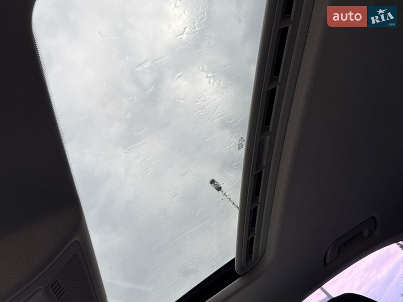 Седан Audi A4 2015 в Хмельницком