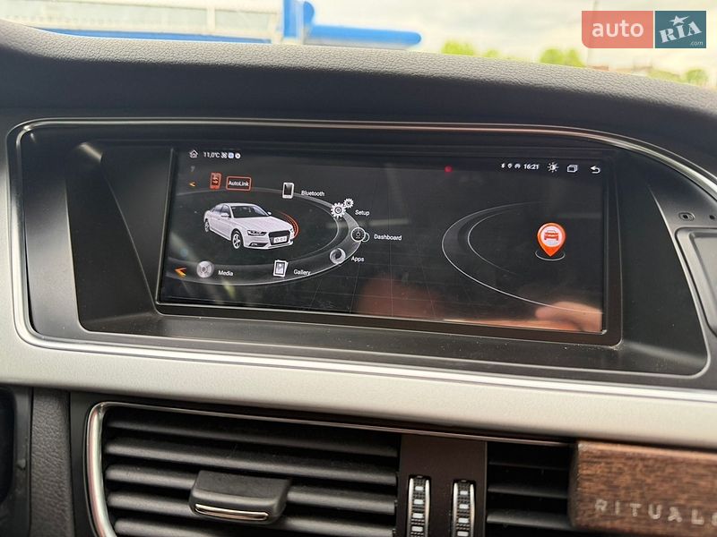 Седан Audi A4 2015 в Хмельницком