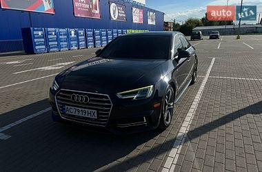 Седан Audi A4 2016 в Нововолынске
