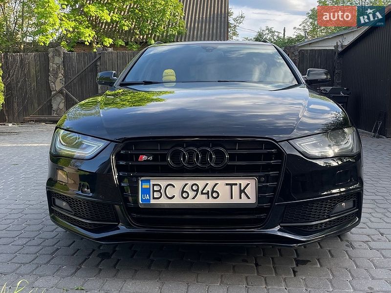 Audi A4 2012