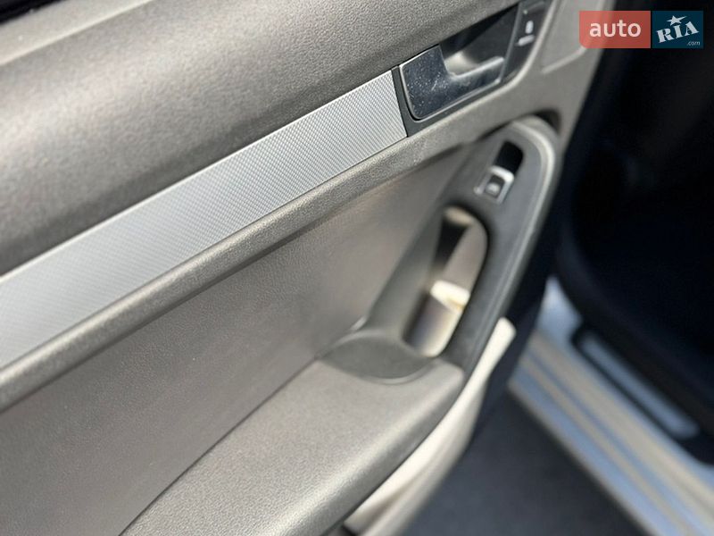 Седан Audi A4 2012 в Киеве фото 15 Седан Audi A4 2012 в Киеве