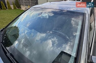 Седан Audi A4 2014 в Львове