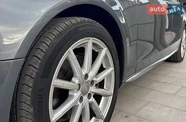 Седан Audi A4 2014 в Львове