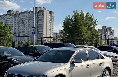 Седан Audi A4 2013 в Києві