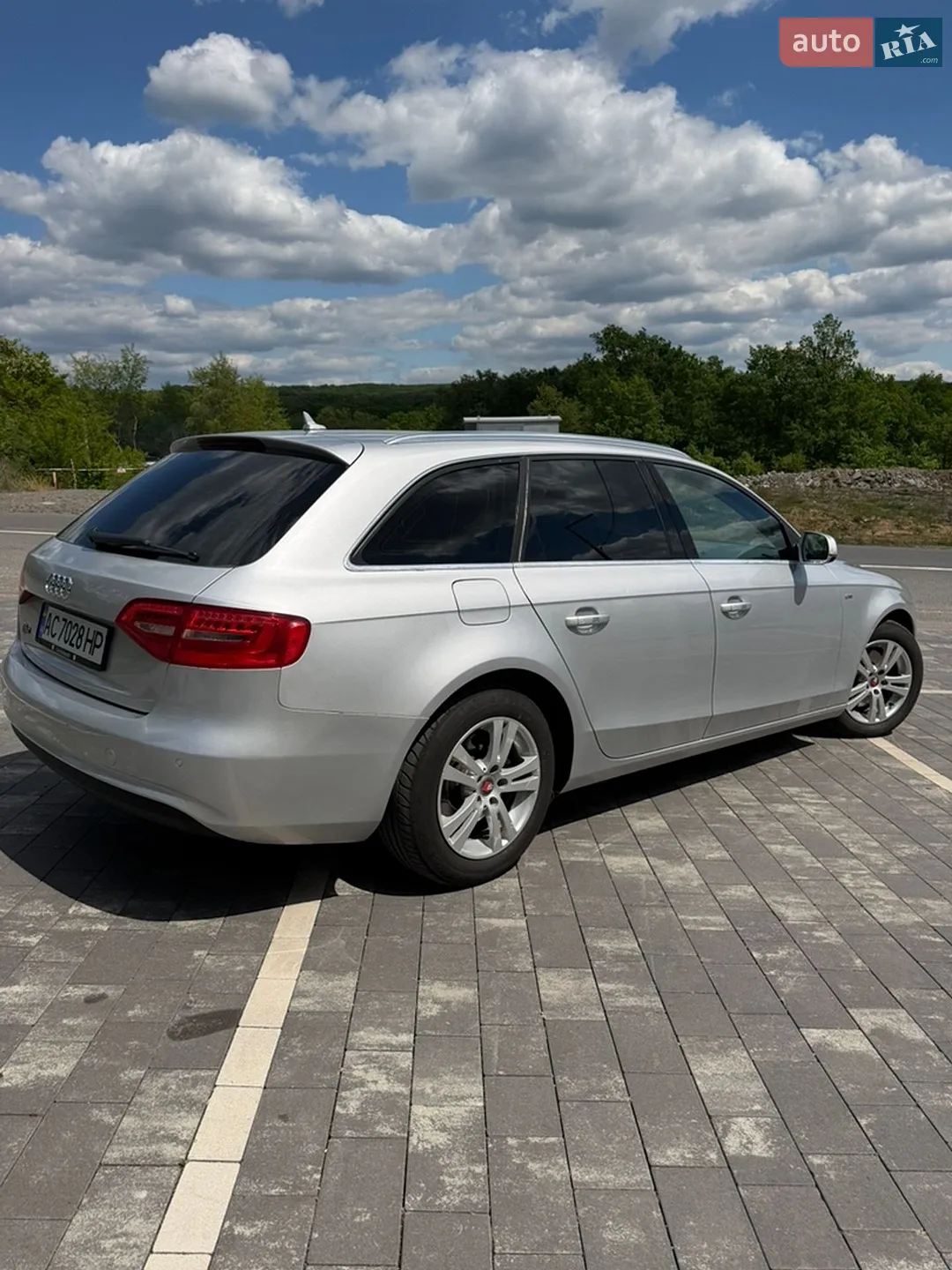 2012 Audi A4 - мініатюра 9