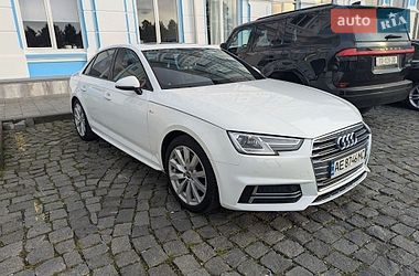 Седан Audi A4 2017 в Києві