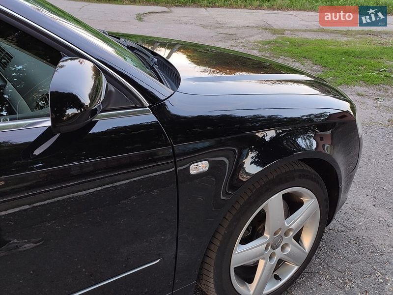 Универсал Audi A4 2005 в Хороле