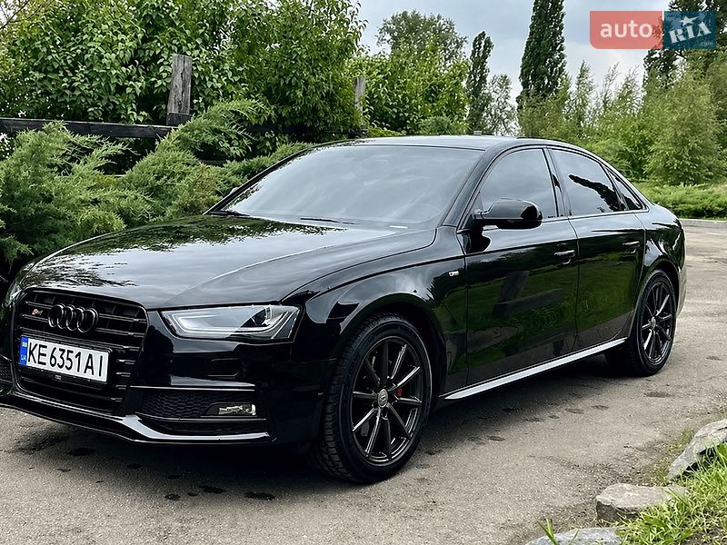 Audi A4 2014