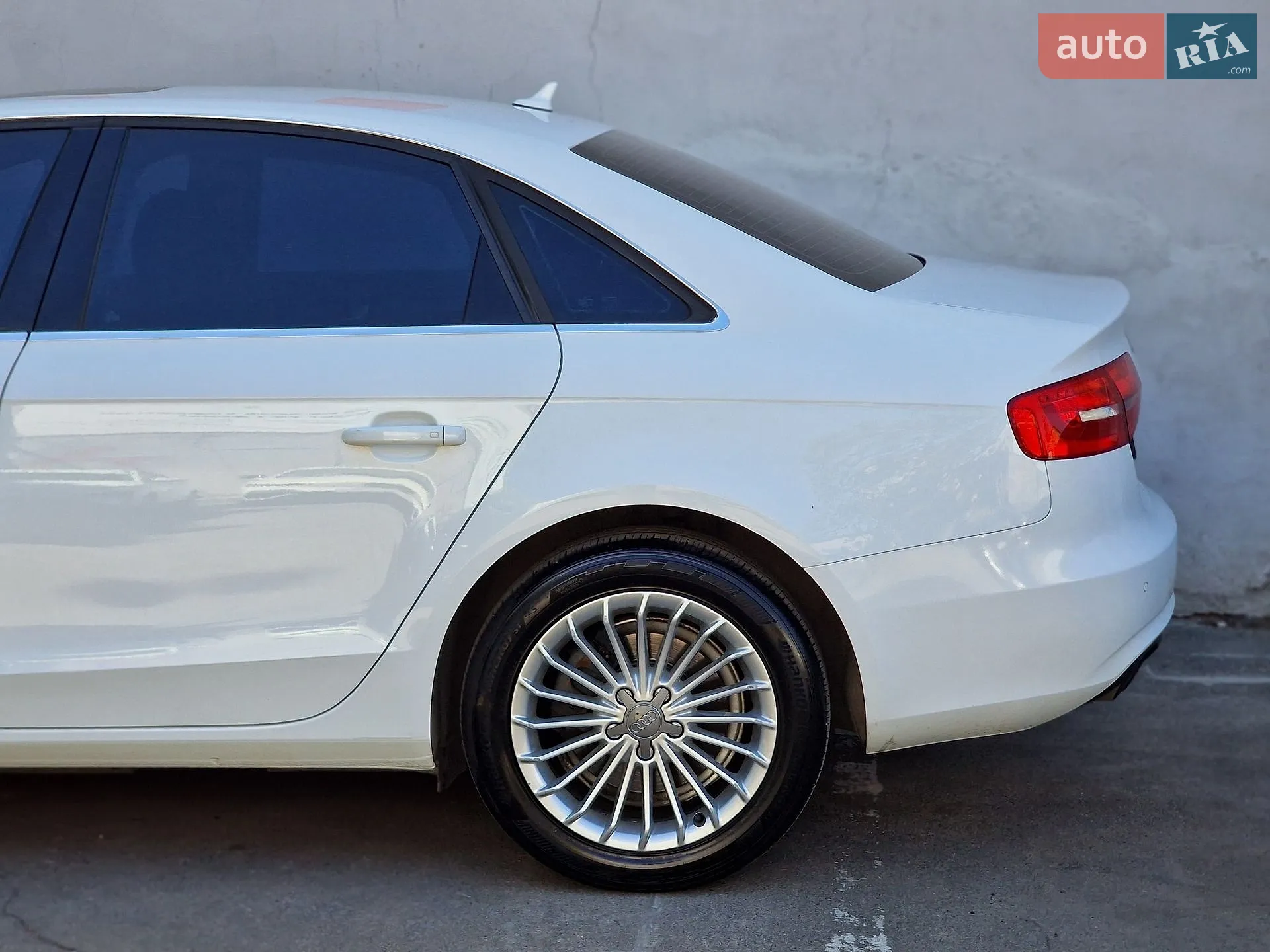 2013 Audi A4 - мініатюра 22
