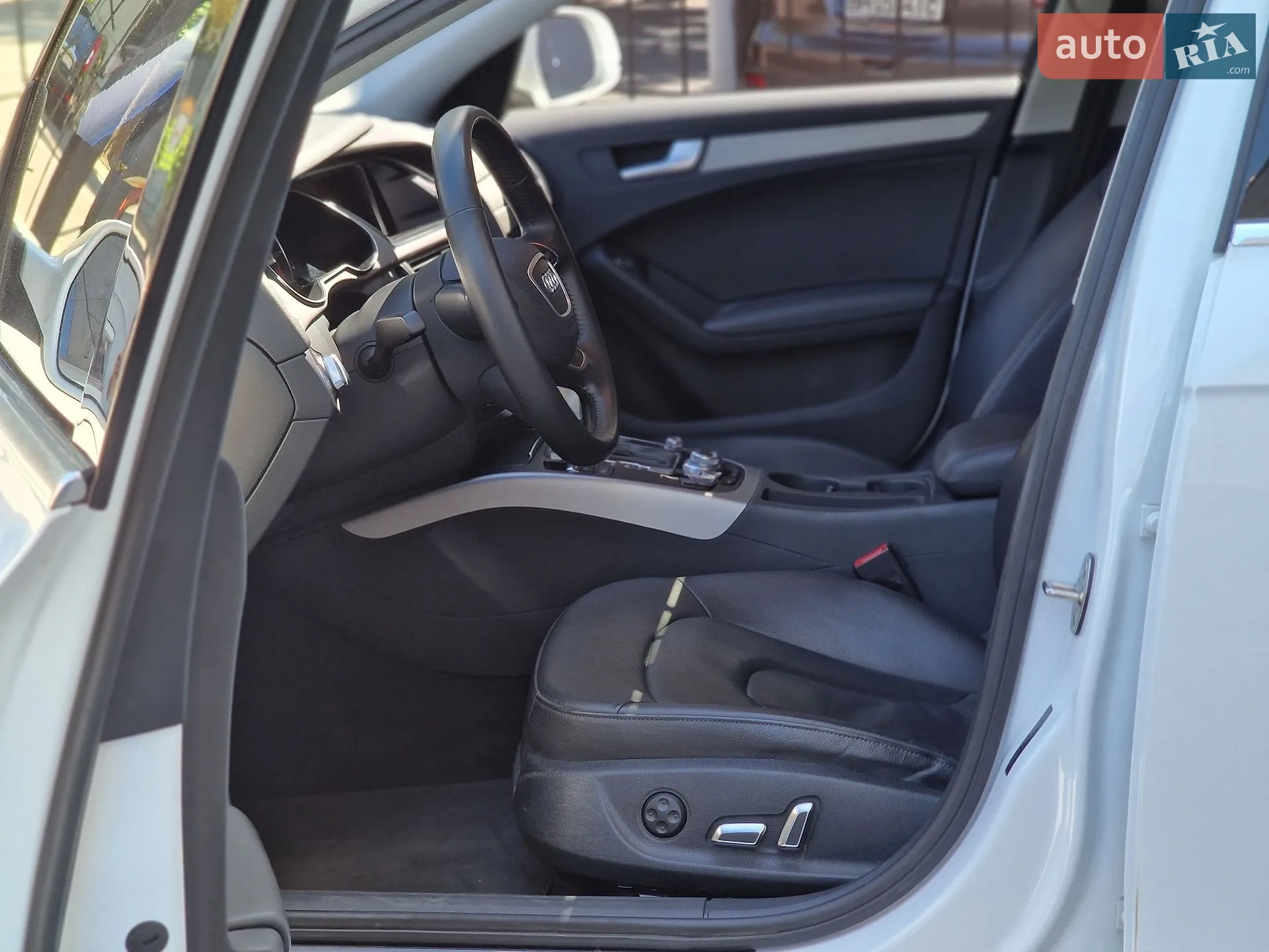 2013 Audi A4 - мініатюра 42