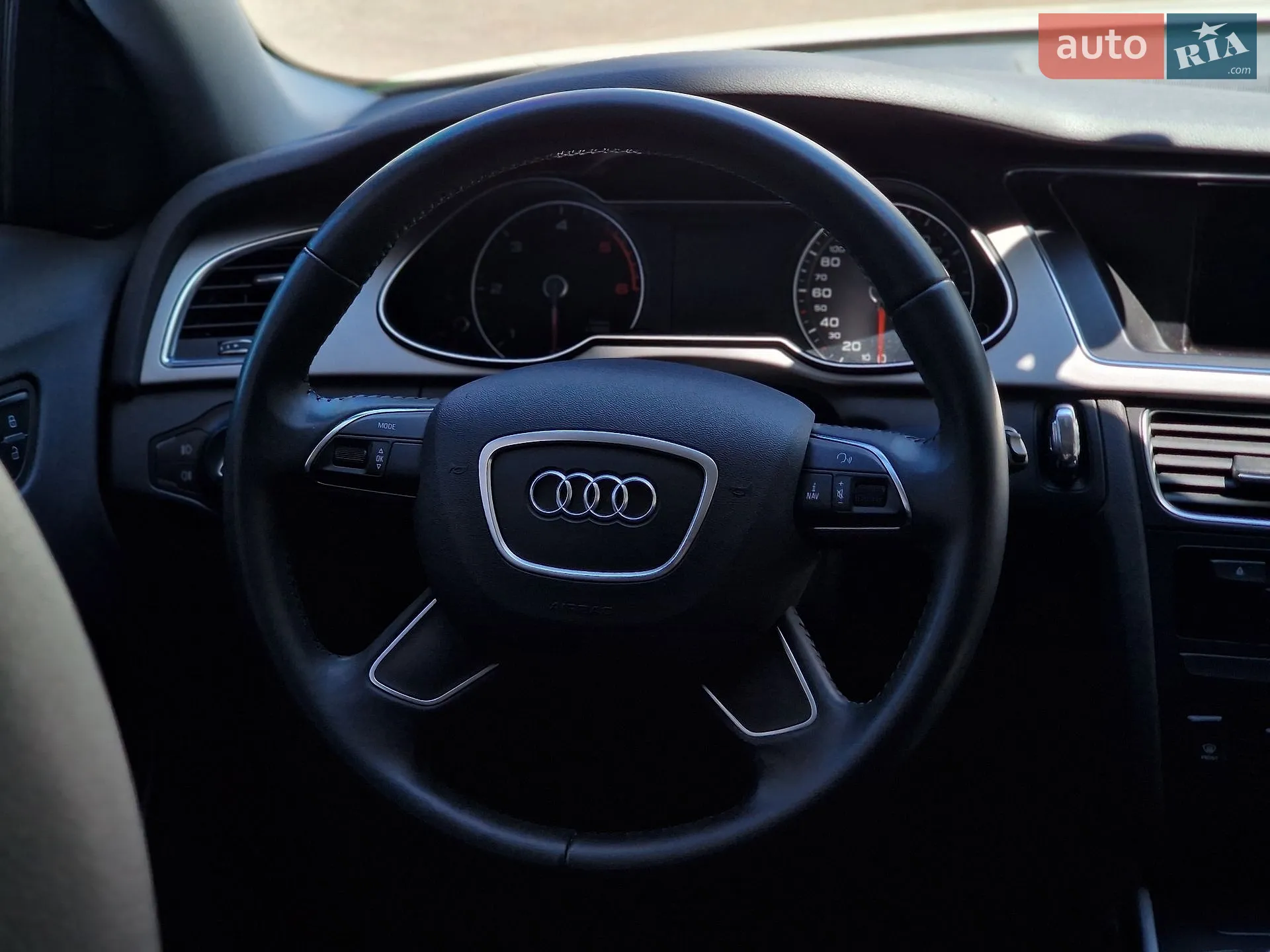 2013 Audi A4 - мініатюра 58