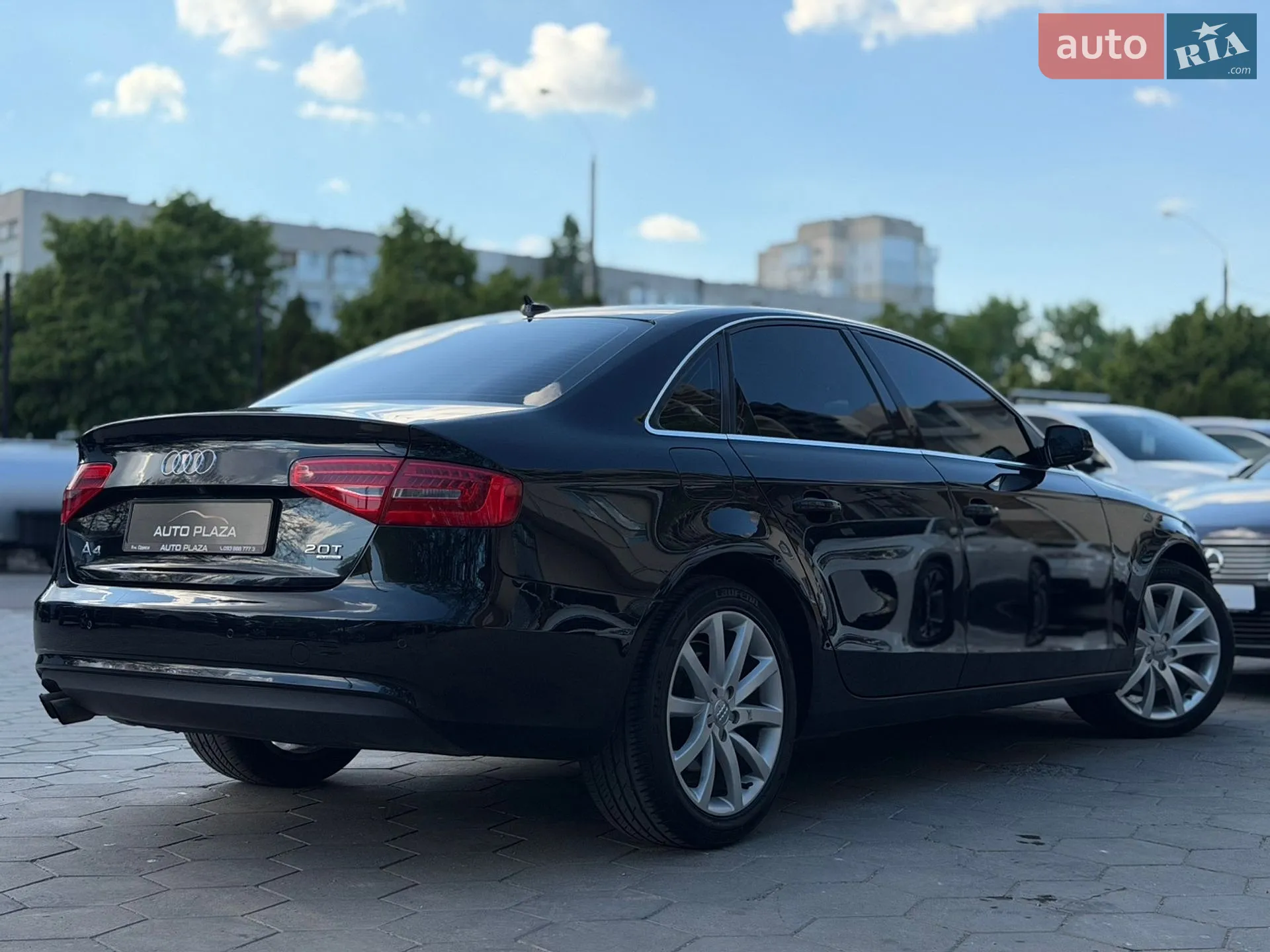 2013 Audi A4 - мініатюра 23