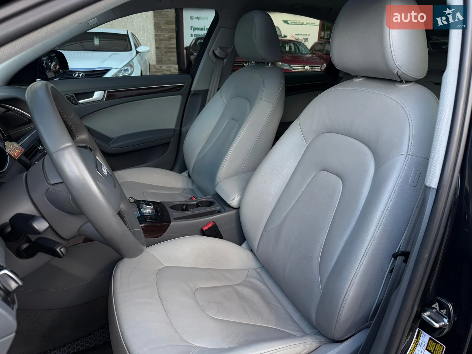 2013 Audi A4 - мініатюра 27