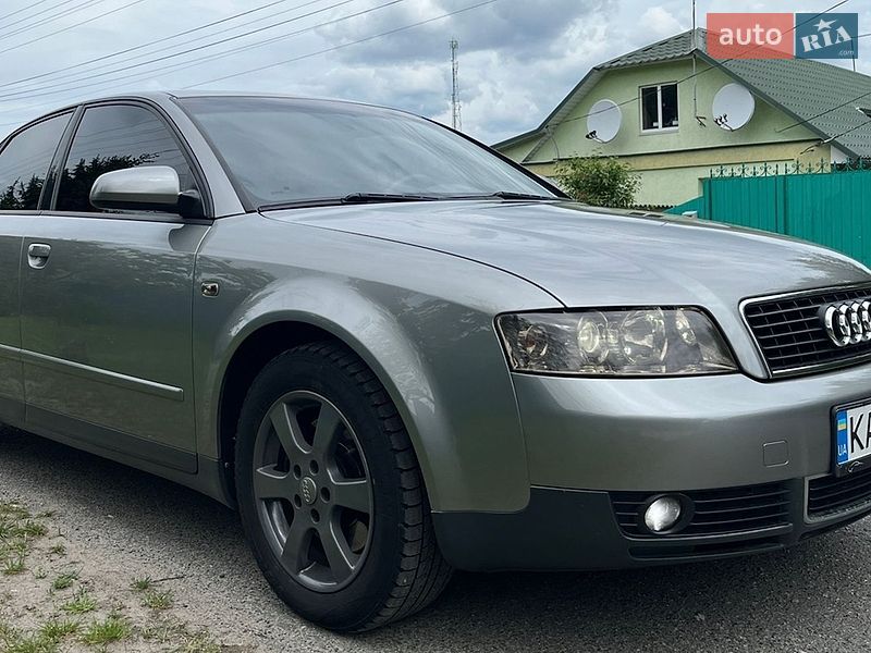 Седан Audi A4 2003 в Киеве