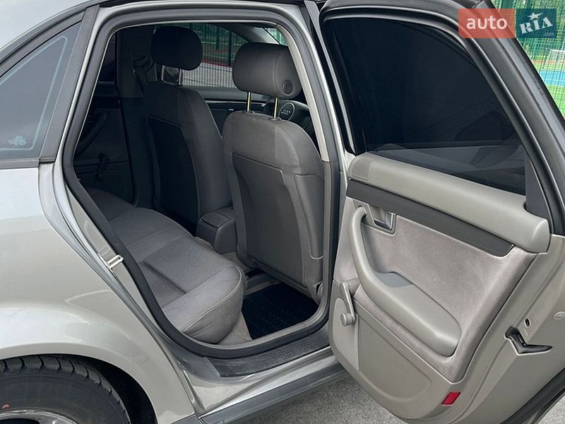 Седан Audi A4 2003 в Киеве