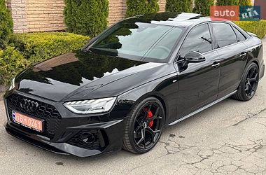 Седан Audi A4 2021 в Виннице