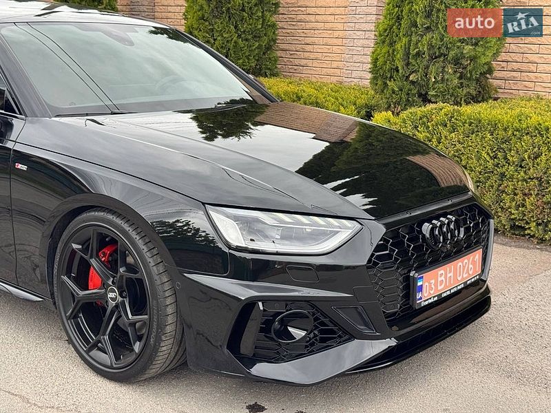 Седан Audi A4 2021 в Виннице