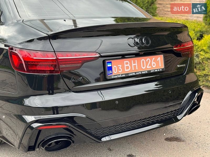 Седан Audi A4 2021 в Виннице