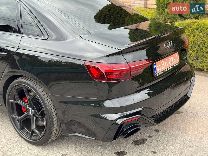 Седан Audi A4 2021 в Виннице