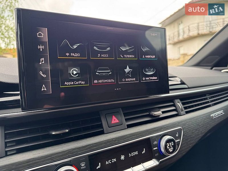 Седан Audi A4 2021 в Виннице