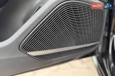 Седан Audi A4 2021 в Виннице