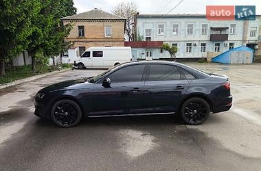 Седан Audi A4 2018 в Сумах
