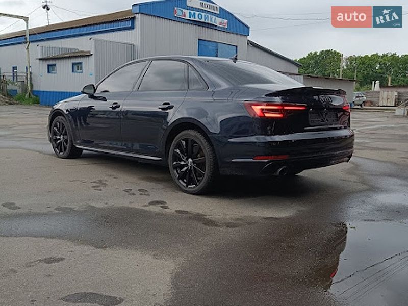 Седан Audi A4 2018 в Сумах