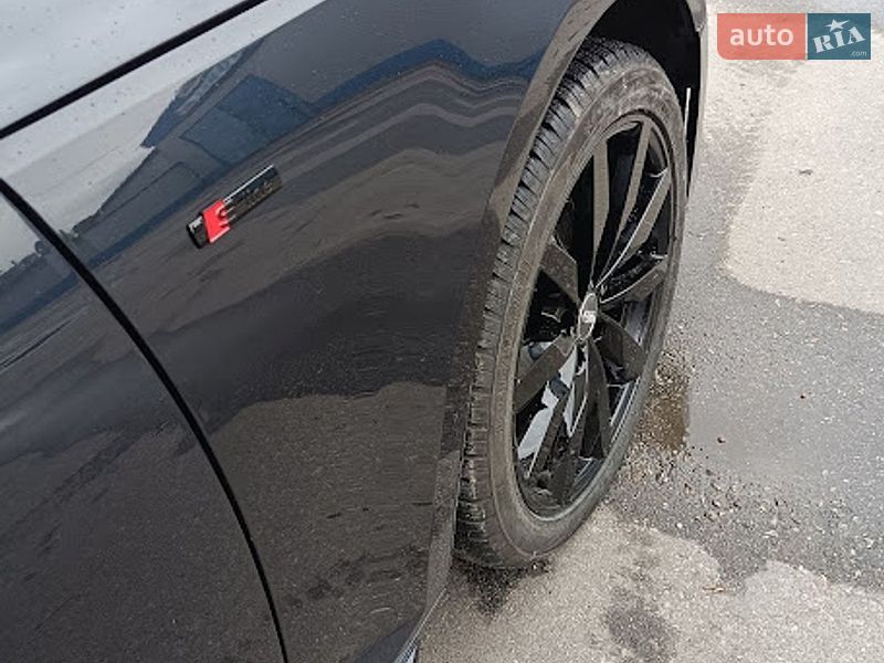 Седан Audi A4 2018 в Сумах