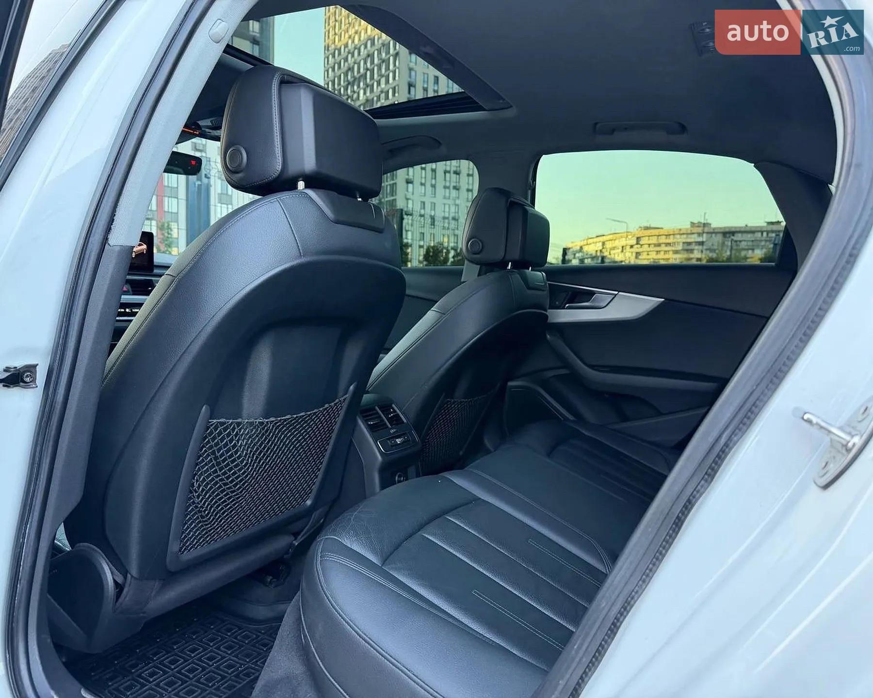2017 Audi A4 - мініатюра 30