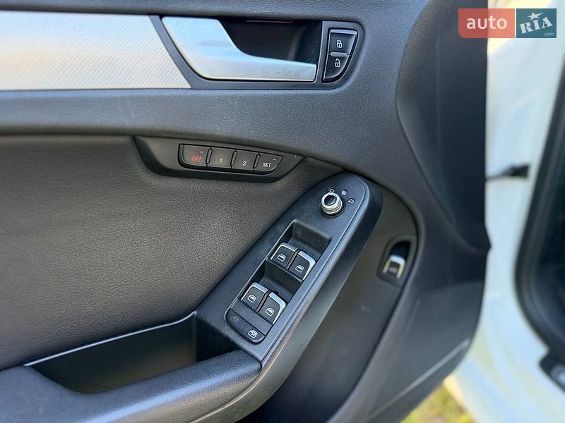Седан Audi A4 2013 в Олександрії