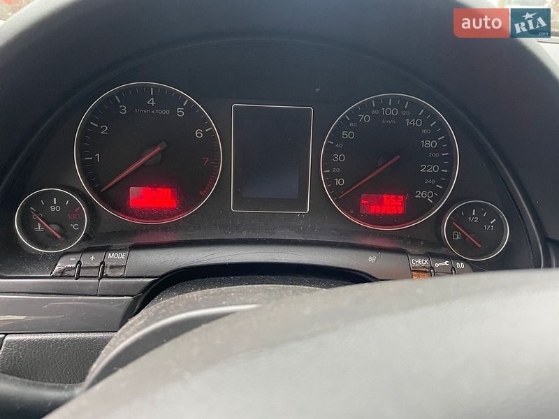 Седан Audi A4 2001 в Виннице